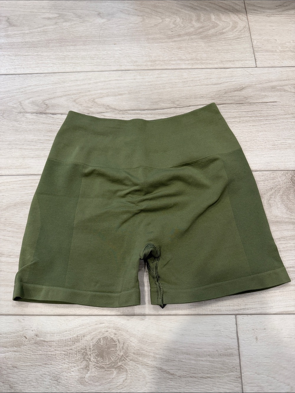Alphalete Amplify Short - Picture 2 of 2